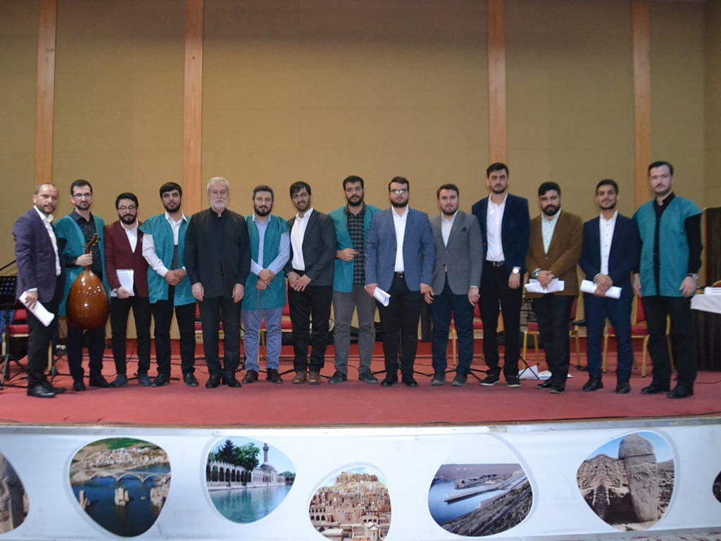 PANEL-1-1 GAPDER tarafından "Bediüzzaman ve Davası" Konulu Panel Şanlıurfa'da Gerçekleştirildi