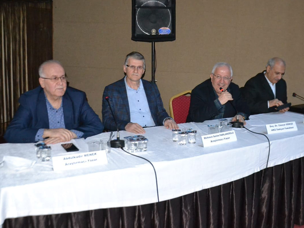 PANEL-2-1 GAPDER tarafından "Bediüzzaman ve Davası" Konulu Panel Şanlıurfa'da Gerçekleştirildi